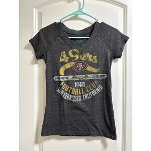 San Francisco 49ers NFL Women's V-Neck Short Sleeve T-Shirt S